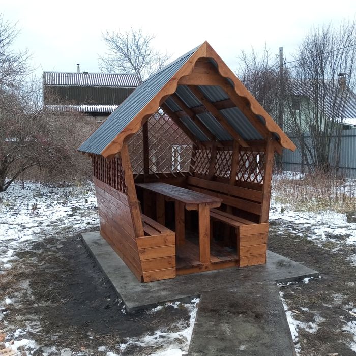 Туалет  деревянный