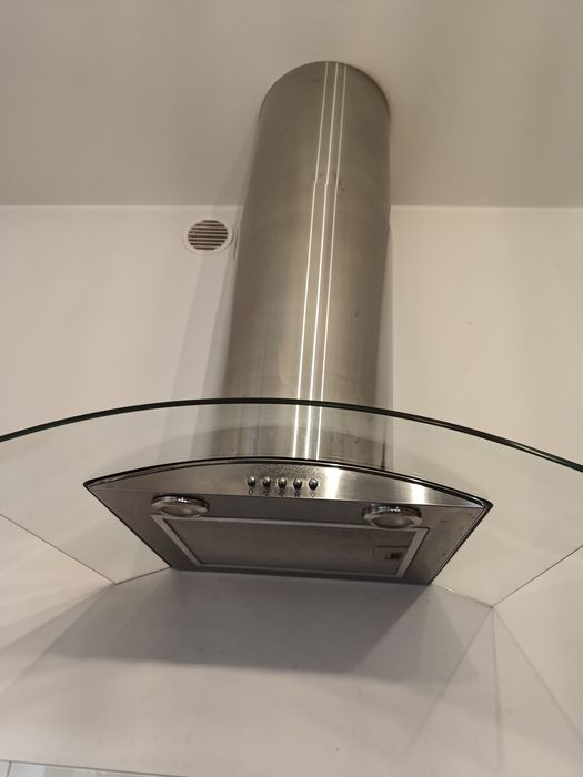 Okap kuchenny AirForce SY-3388A2-P-C1-600 – sprawny, gotowy do montażu