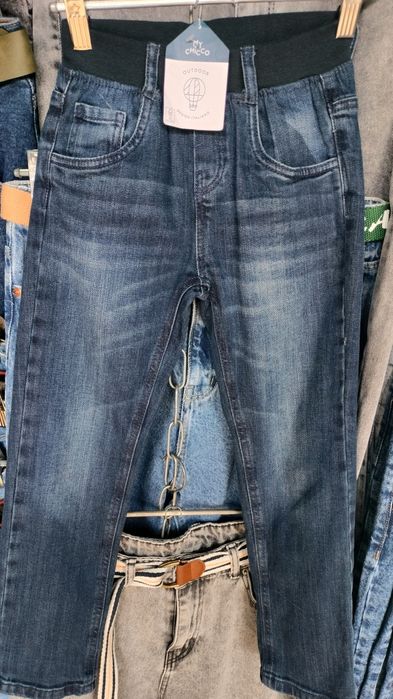 Продам джинси для хлопчика 122