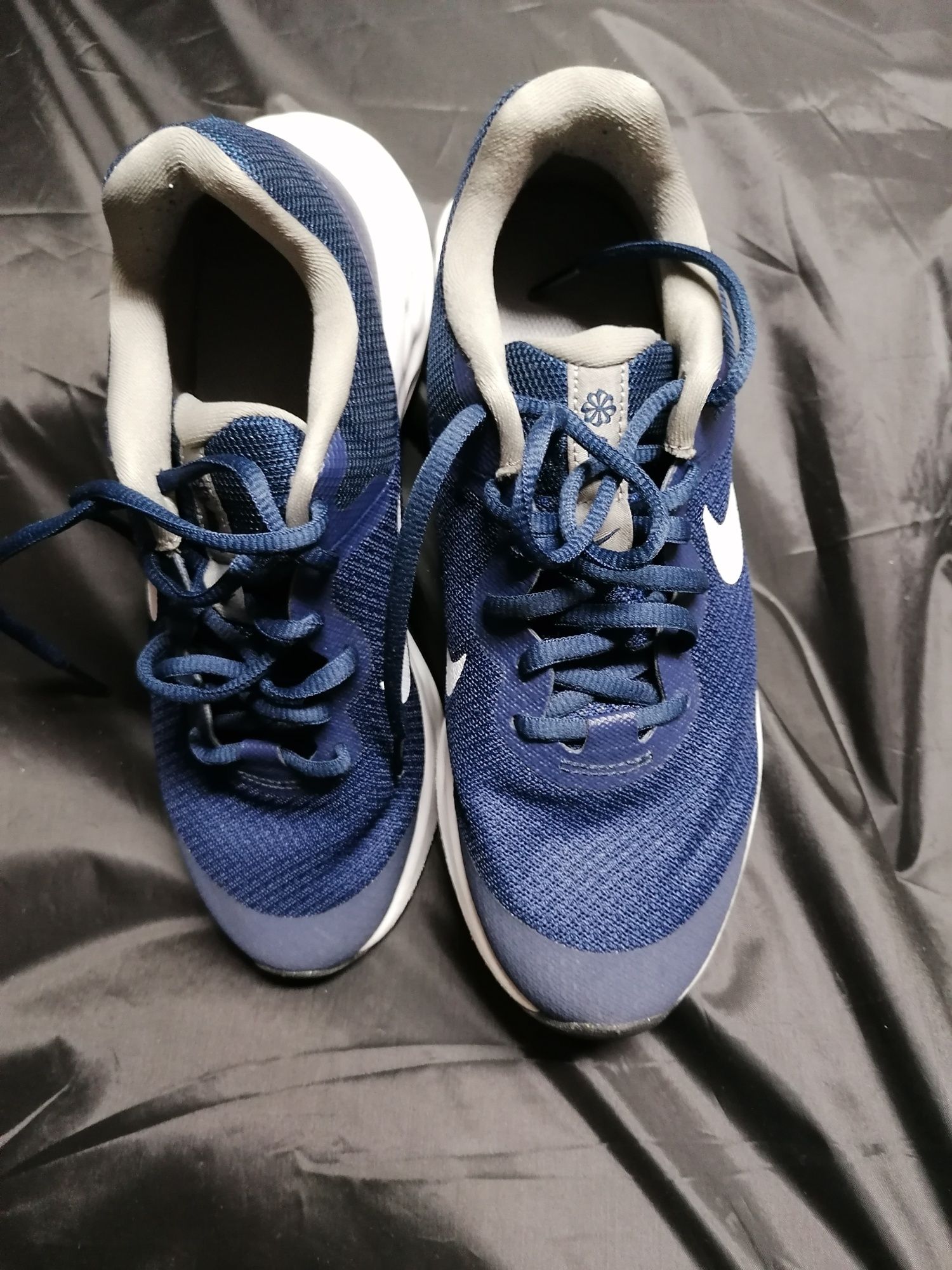 Sapatilhas Nike usadas
