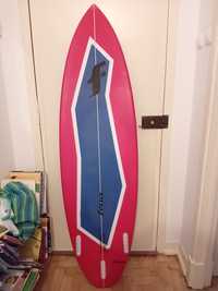 Prancha surf 6"1 com 29,5 litros