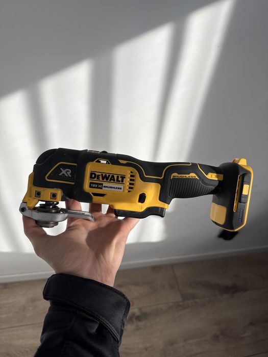 Multitool urządzenie wielofunkcyjne DeWalt DCS355N