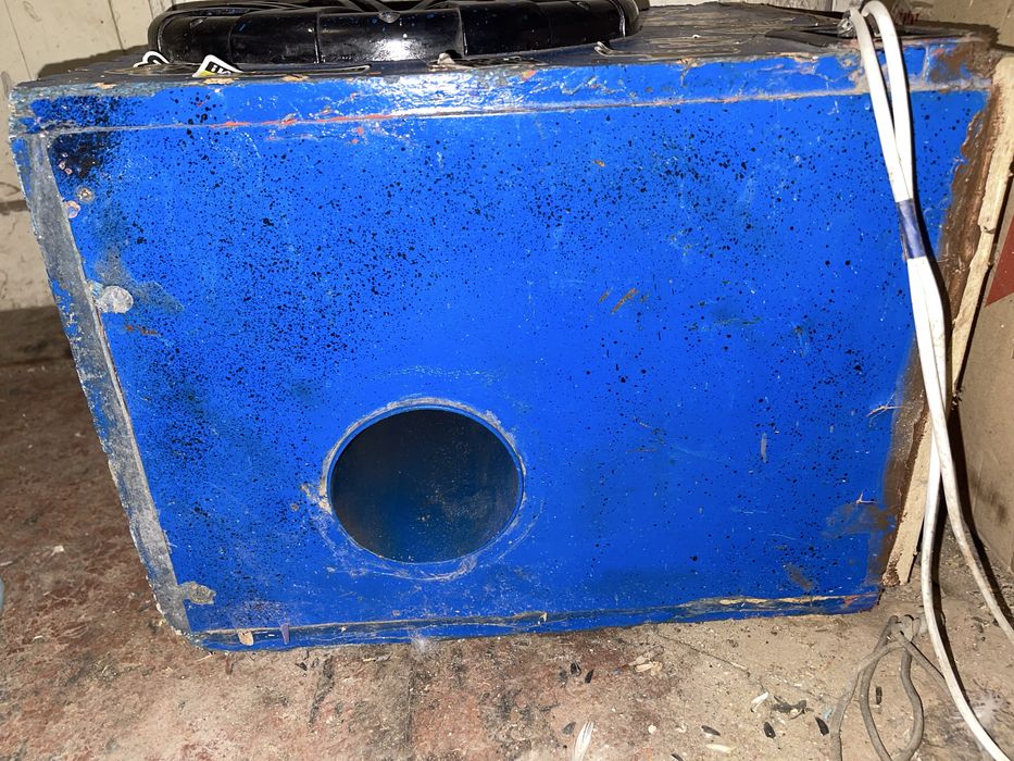 Продам сабуфер prology