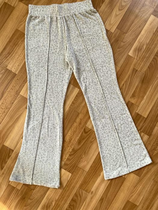 Костюм для дому оливкового кольору в анімалістичний, леопардовий принт