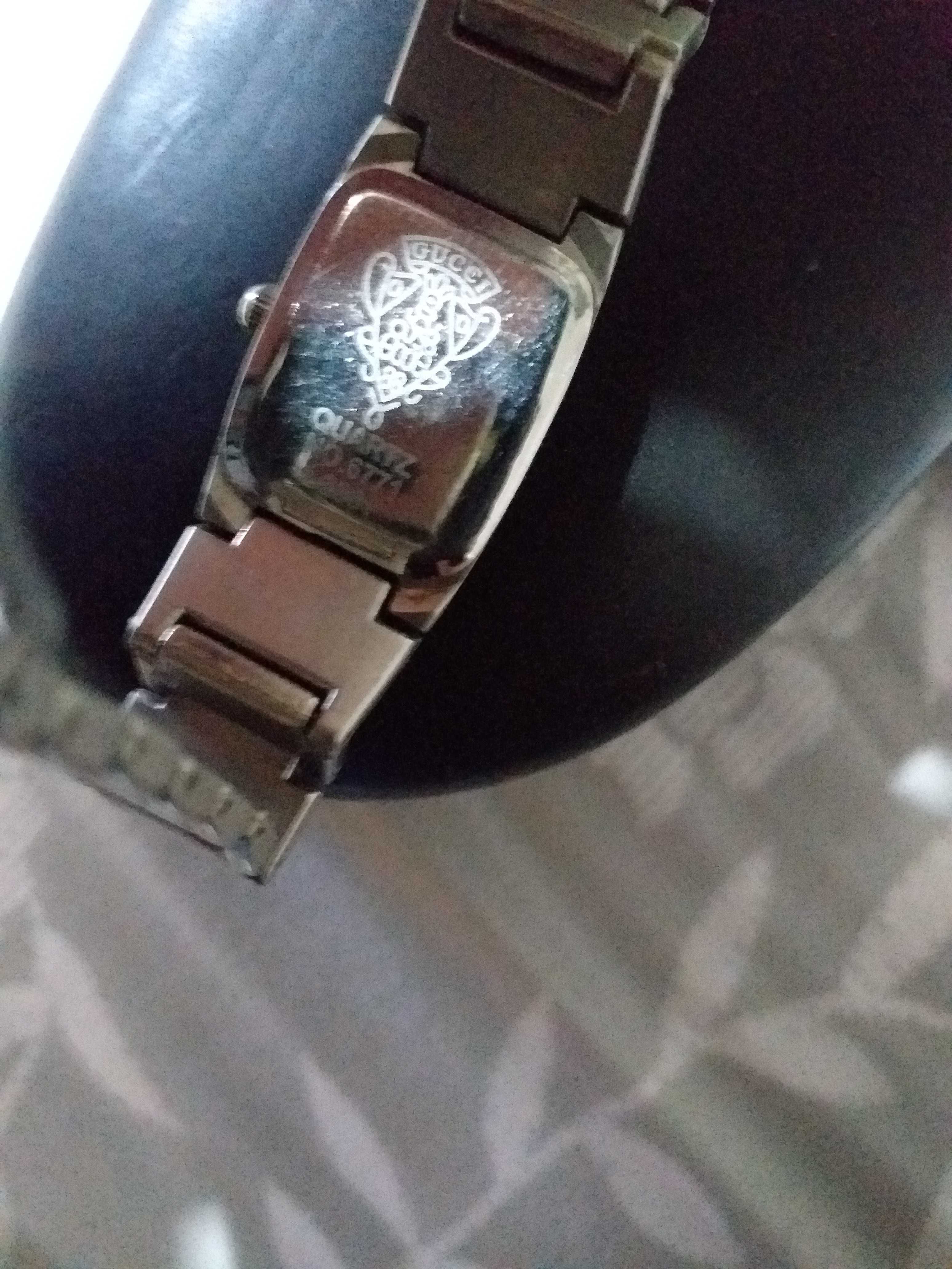 Relógio GUCCI em ótimo estado