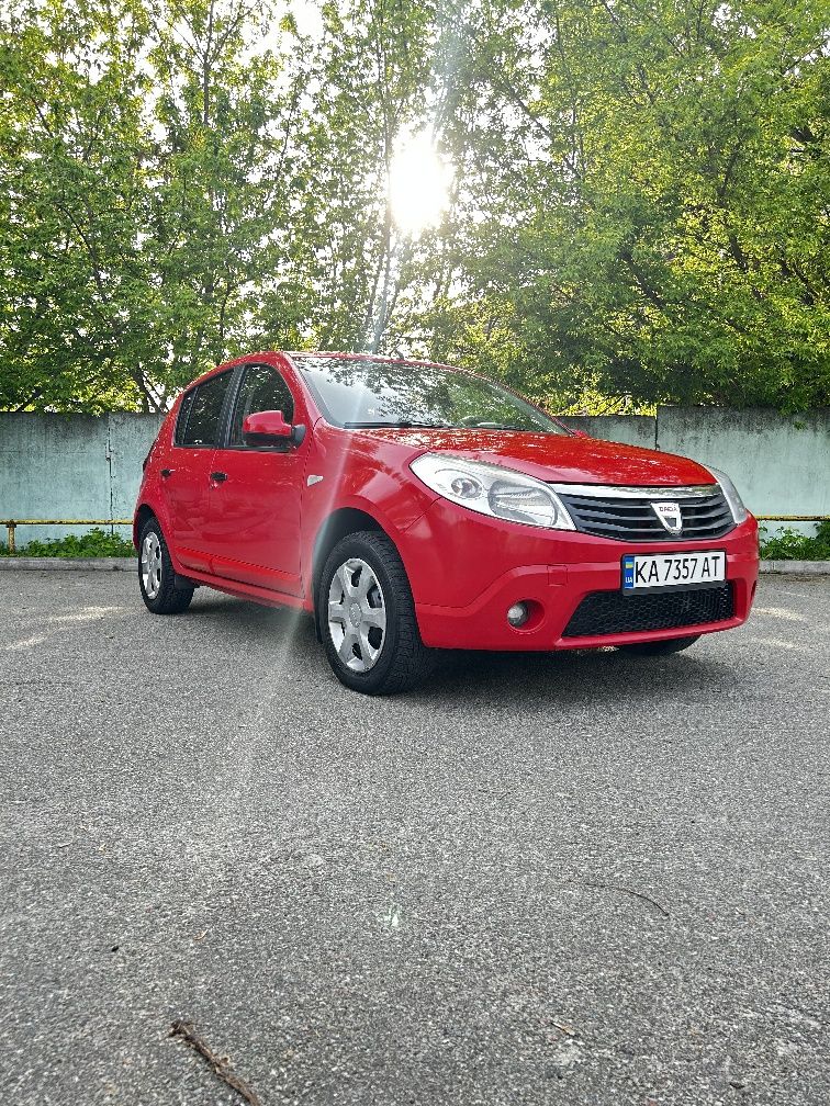 Dacia Sandero 2010