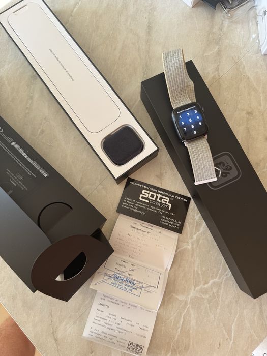 Apple Watch 4 44mm Nike Edition