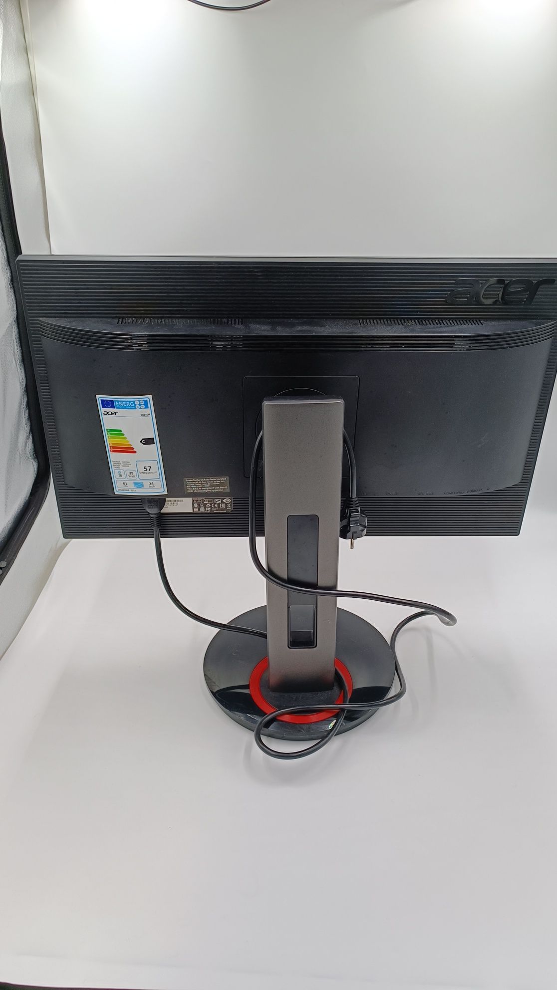 Monitor Acer XB240H, pivot, zalany