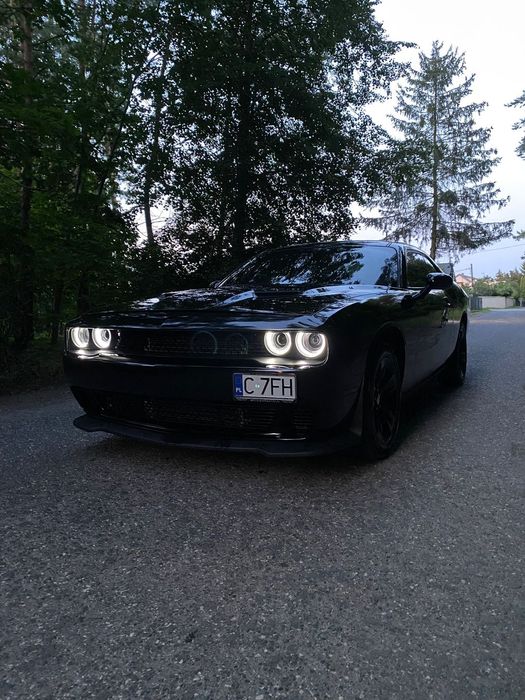 Dodge Challenger Dodge Challenger SXT PLUS 3.6 2018 Czarny , bez wkładu