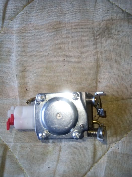 Gaźnik do pilarki Husqvarna z pompką