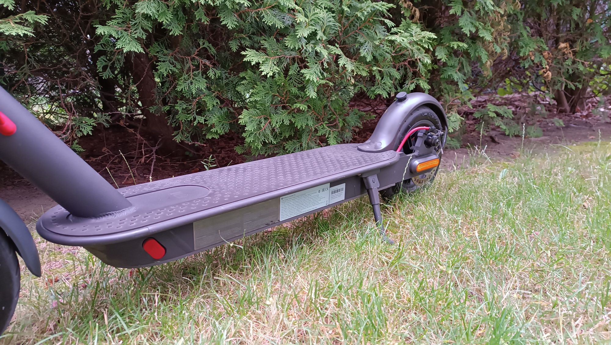 Zasięg 30km Hulajnoga Xiaomi M365 PRO 300W 12800mAh 36V