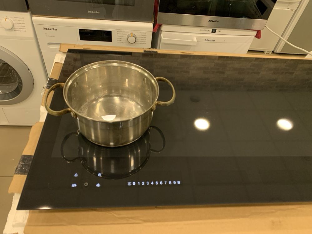 ТОПова індукційна поверхня Miele KM 7897 FL(Німеччина) 90см.Сенсорна
