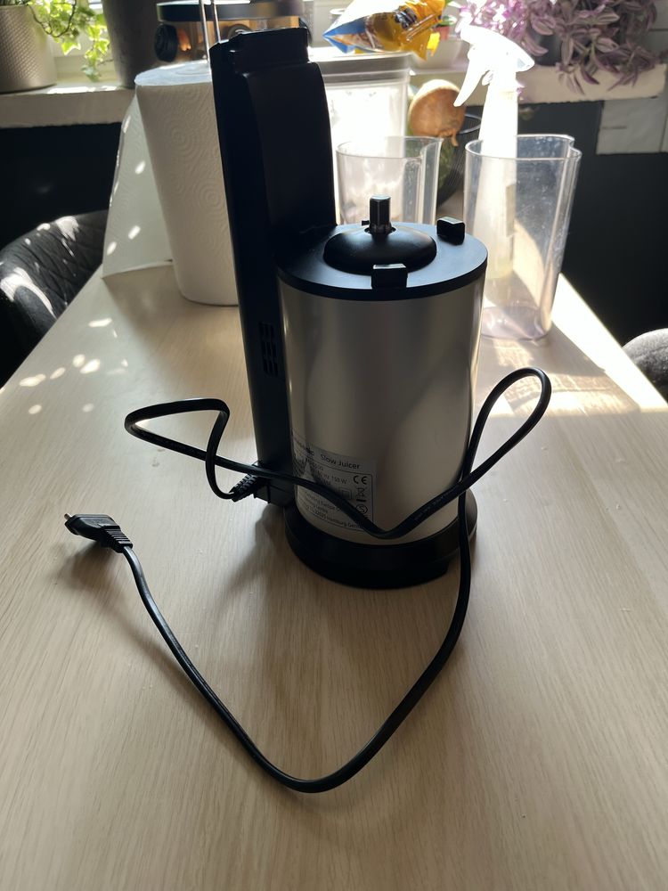 Wyciskarka wolnoobrotowa Panasonic ML-J500