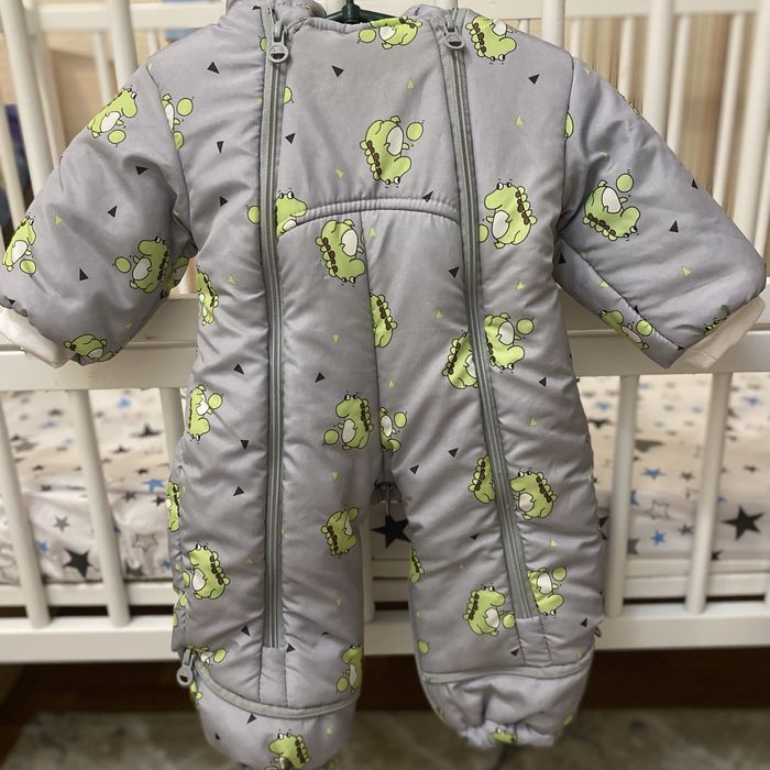 Зимовий набір для хлопчика 9–12 міс, комбінезон, чобітки ,костюм шапка