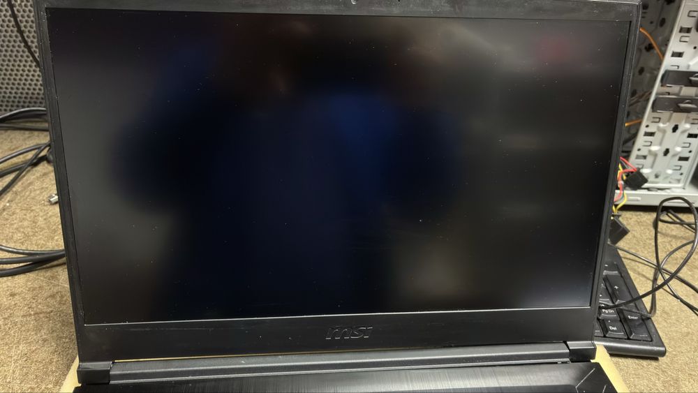 Laptop MSI GF63 Katana i7-11800H/RTX3050/32GB/1TB 100% sprawny