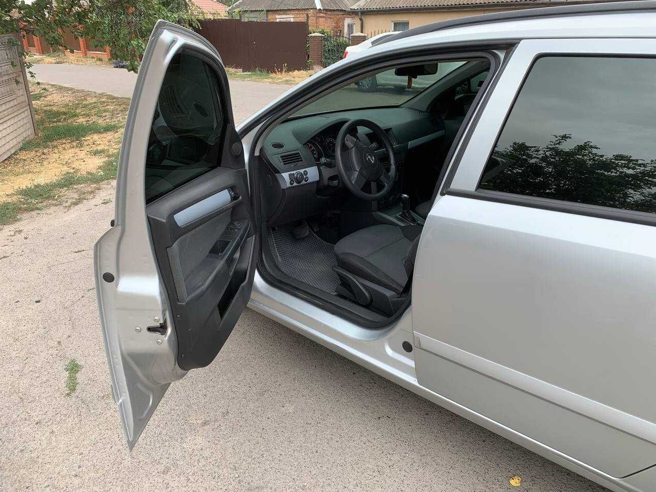 Opel Astra 2005р 1,8 автомат