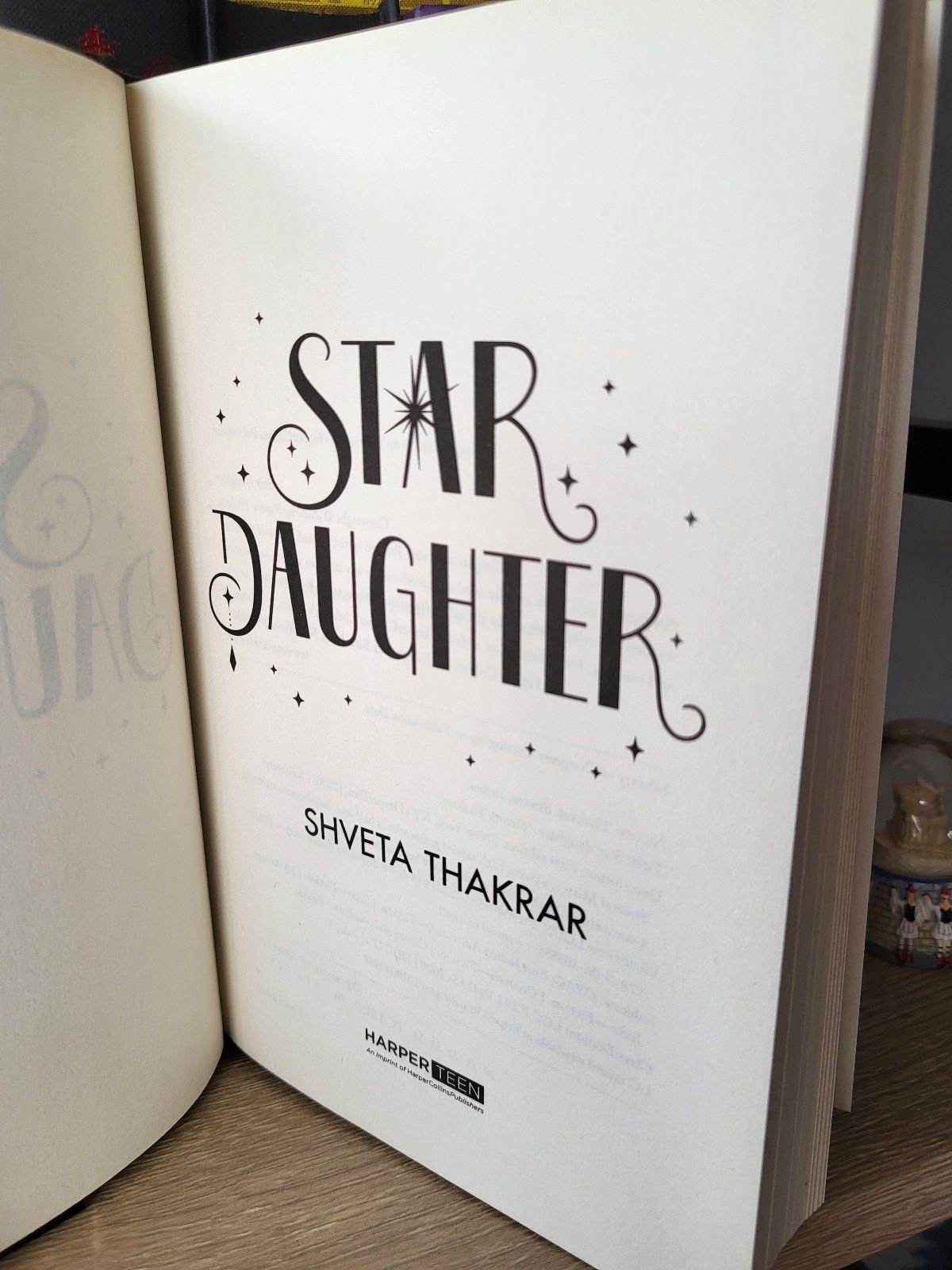 Livro Star Daughter de Shveta Thakrar (Hardback)