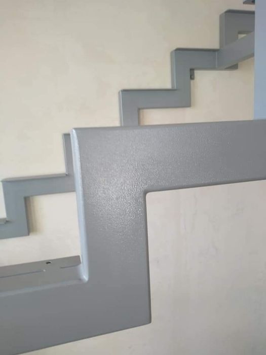 Металеві каркаси сходів перила метал нержавійка ковані ступені