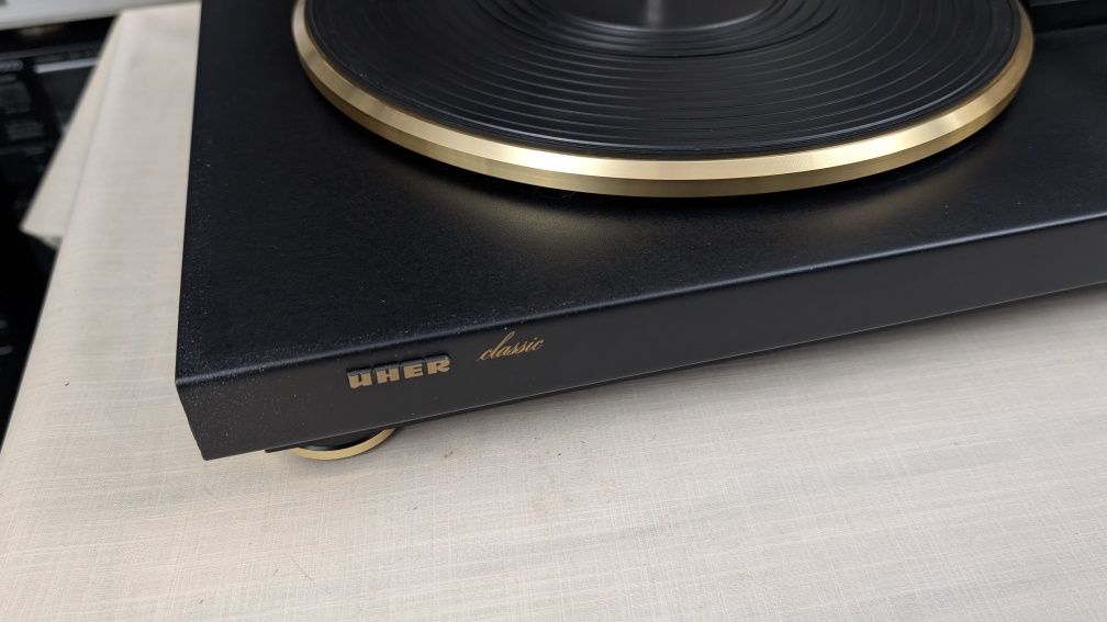 UHER Clasic audiofilski gramofon automatyczny