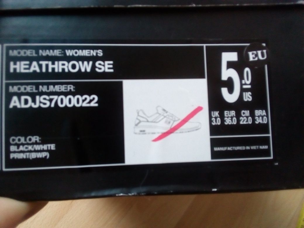 Dc Heathrow damskie 36 nowe buty wkładka 22,5