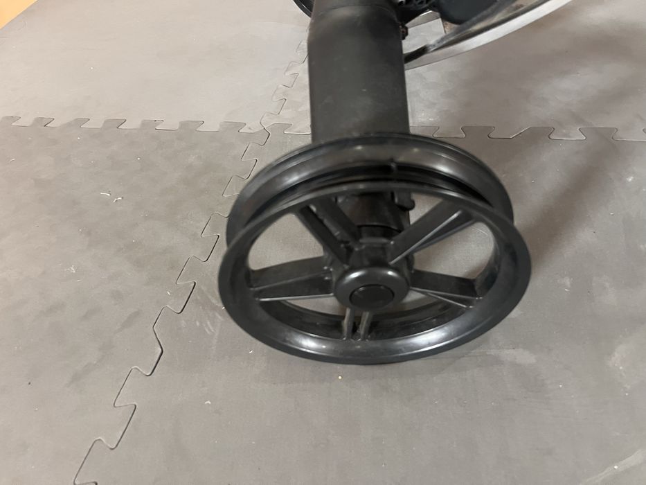 Carrinho de bebé com ovinho e sistema de Isofix