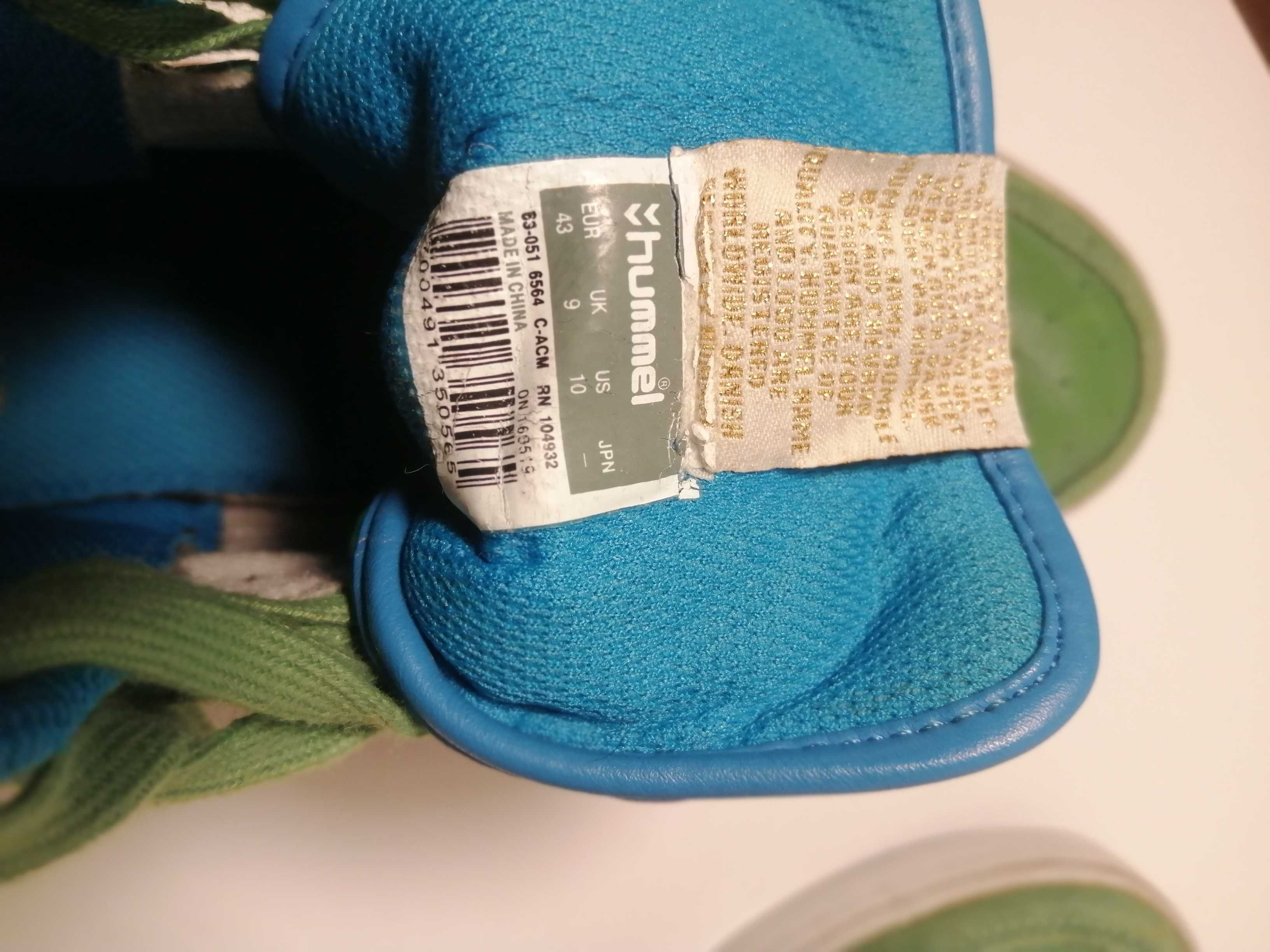 Ténis, Bota e cano longo da Hummel