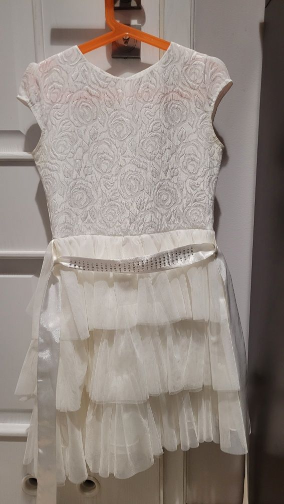 Elegancka sukienka, ecru, rozm. 140, np. po komunii