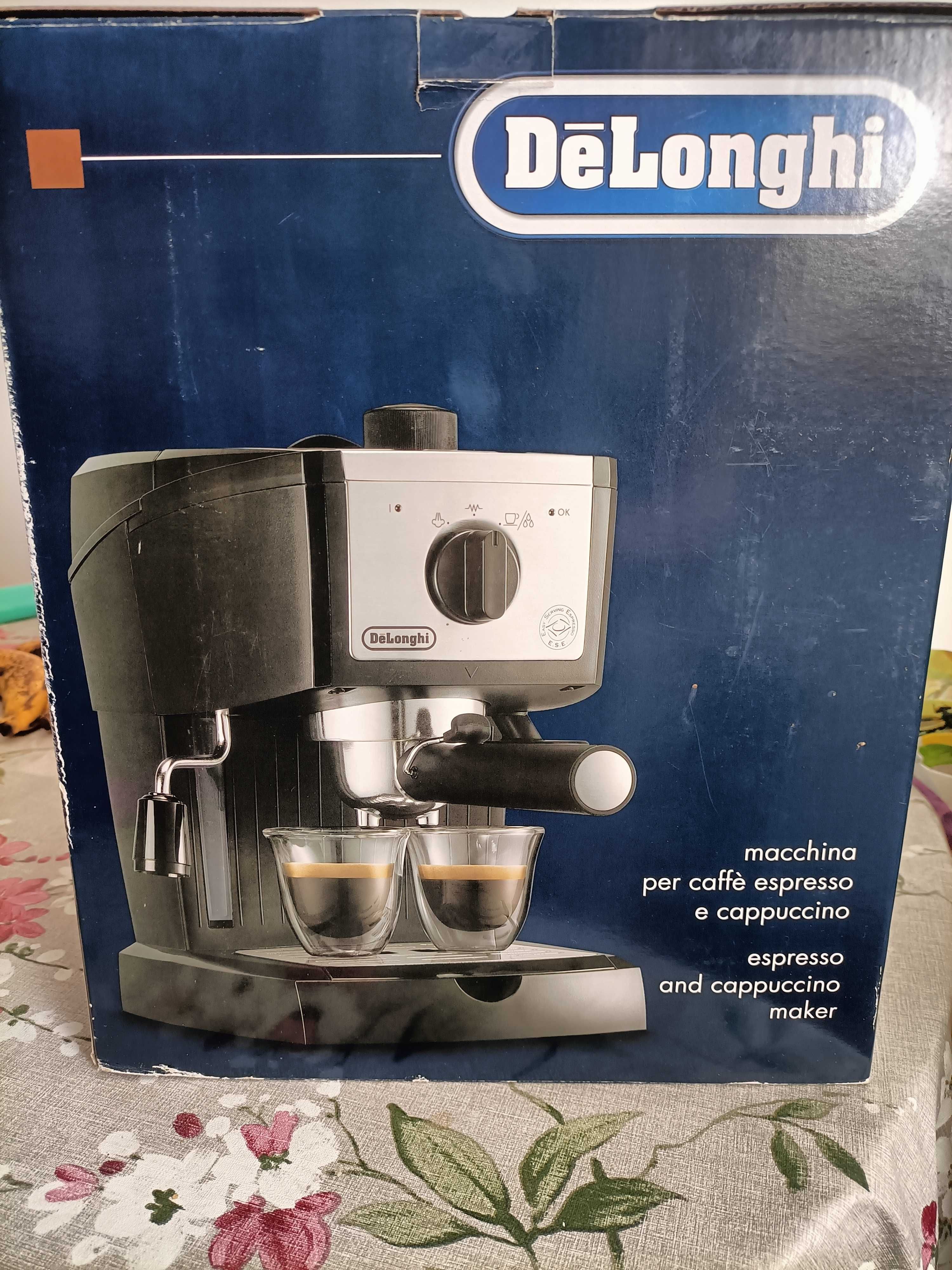 Express DeLonghi EC157 kolbowy