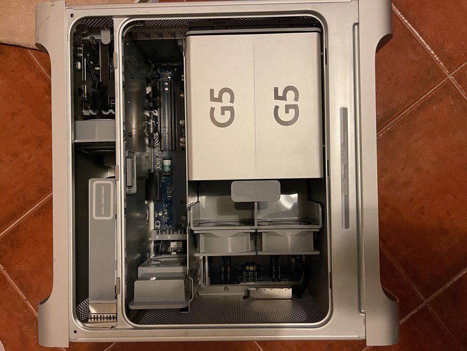 Power Mac G5 - case