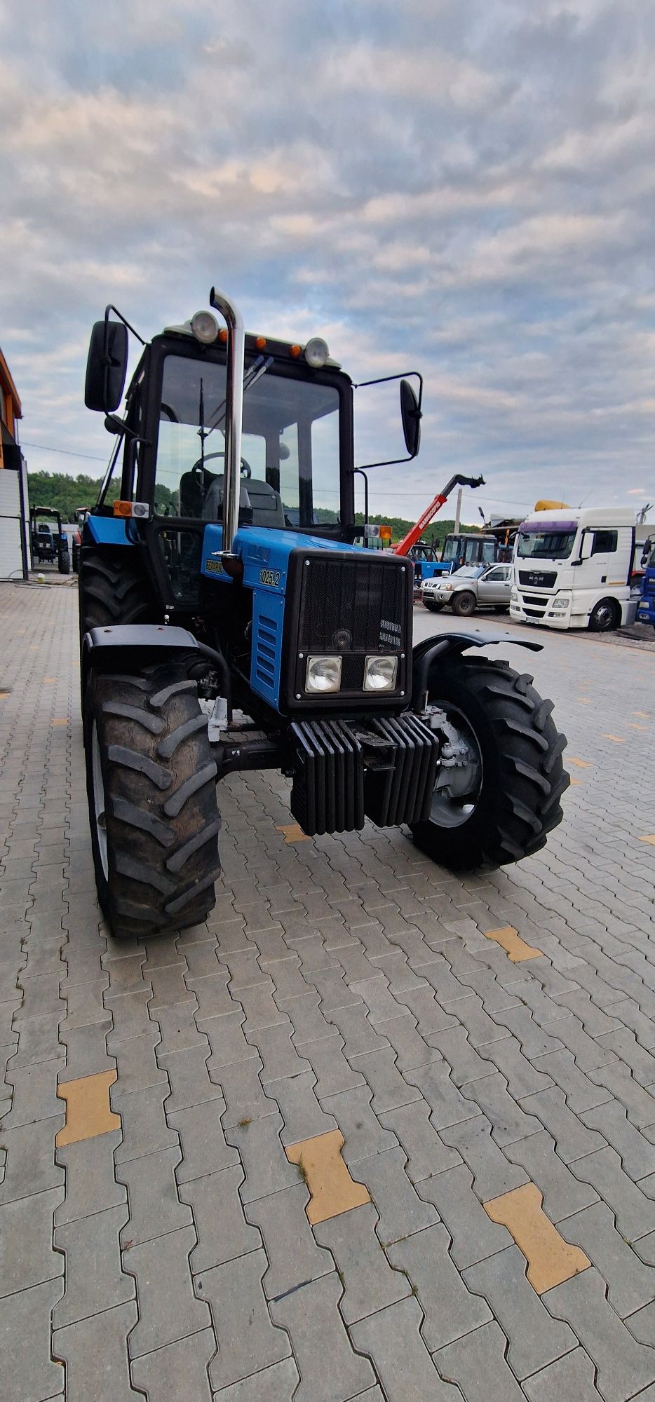 Трактор 1025.2 2015рік.