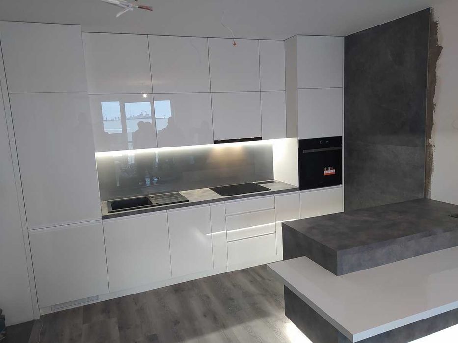 Nowoczesne meble na wymiar – kuchnie, szafy, zabudowy - DEWELOPERSKIE