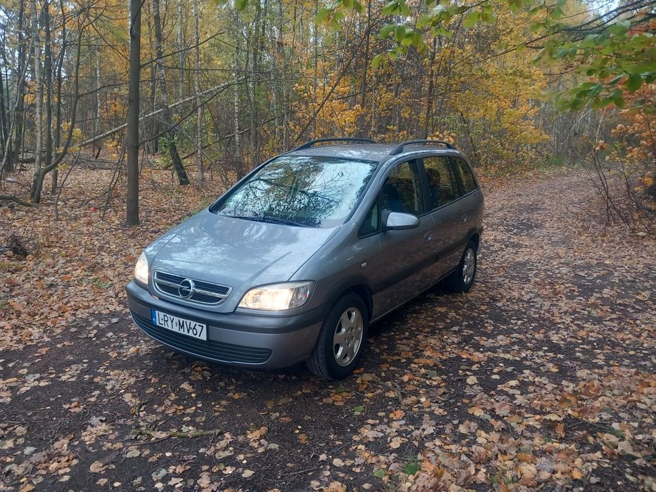 Sprzedam Opla Zafire 1.8 Sekwencja *bez korozji* Zadbana* HAK!!