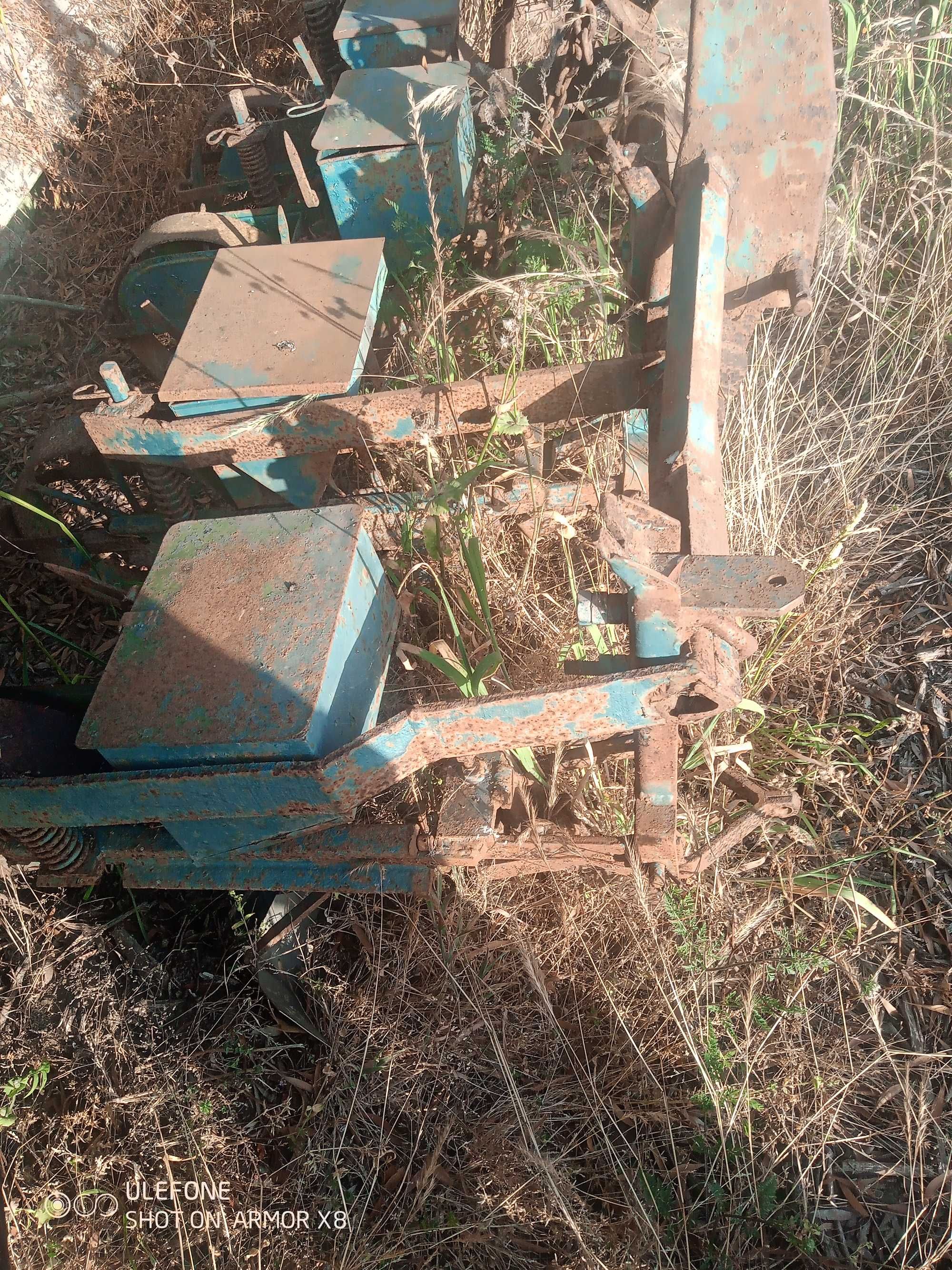 Semeador para trator