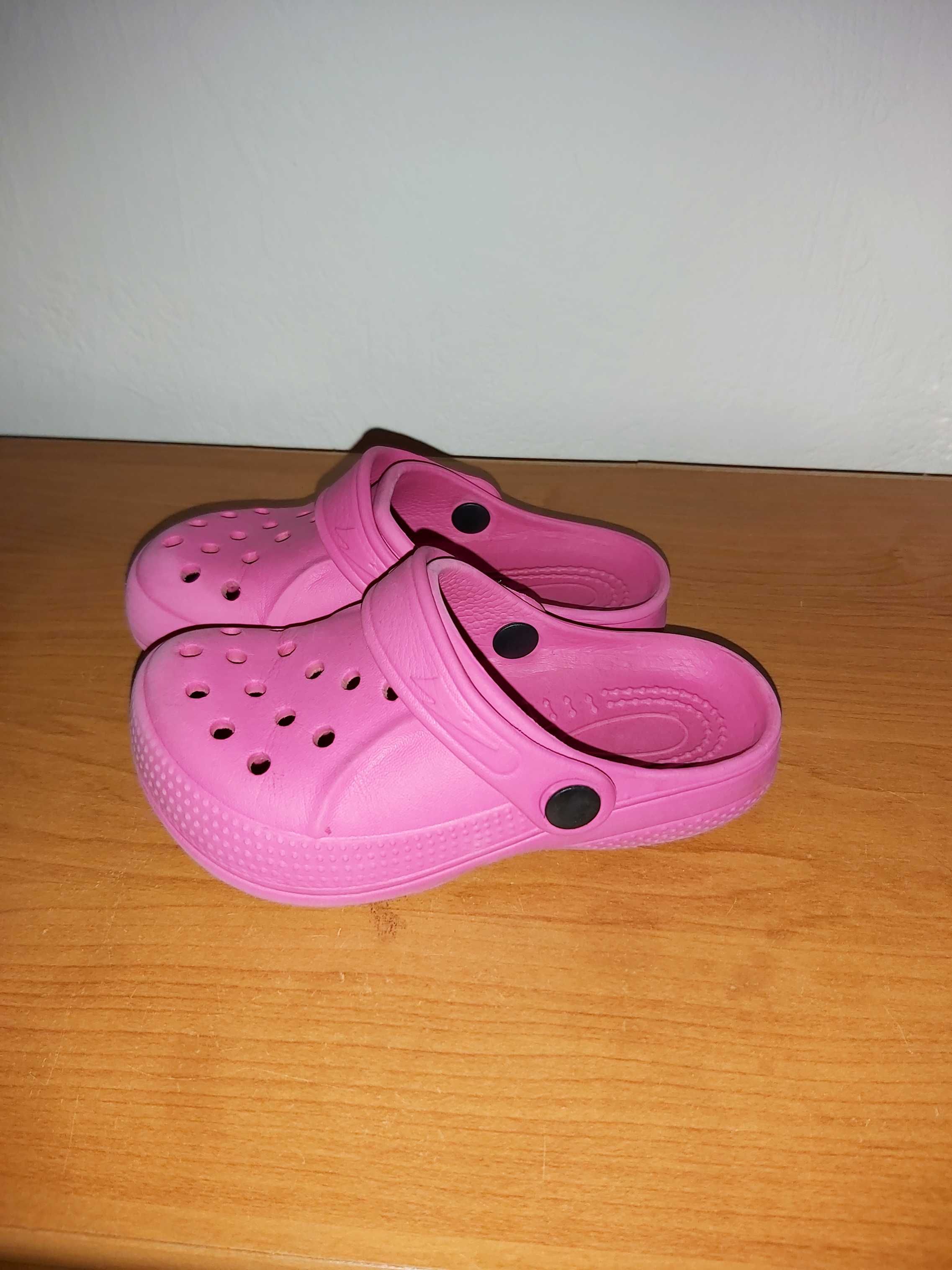 (121) Klapki typu crocs r. 25 Buty basenowe a`la crocsy piankowe