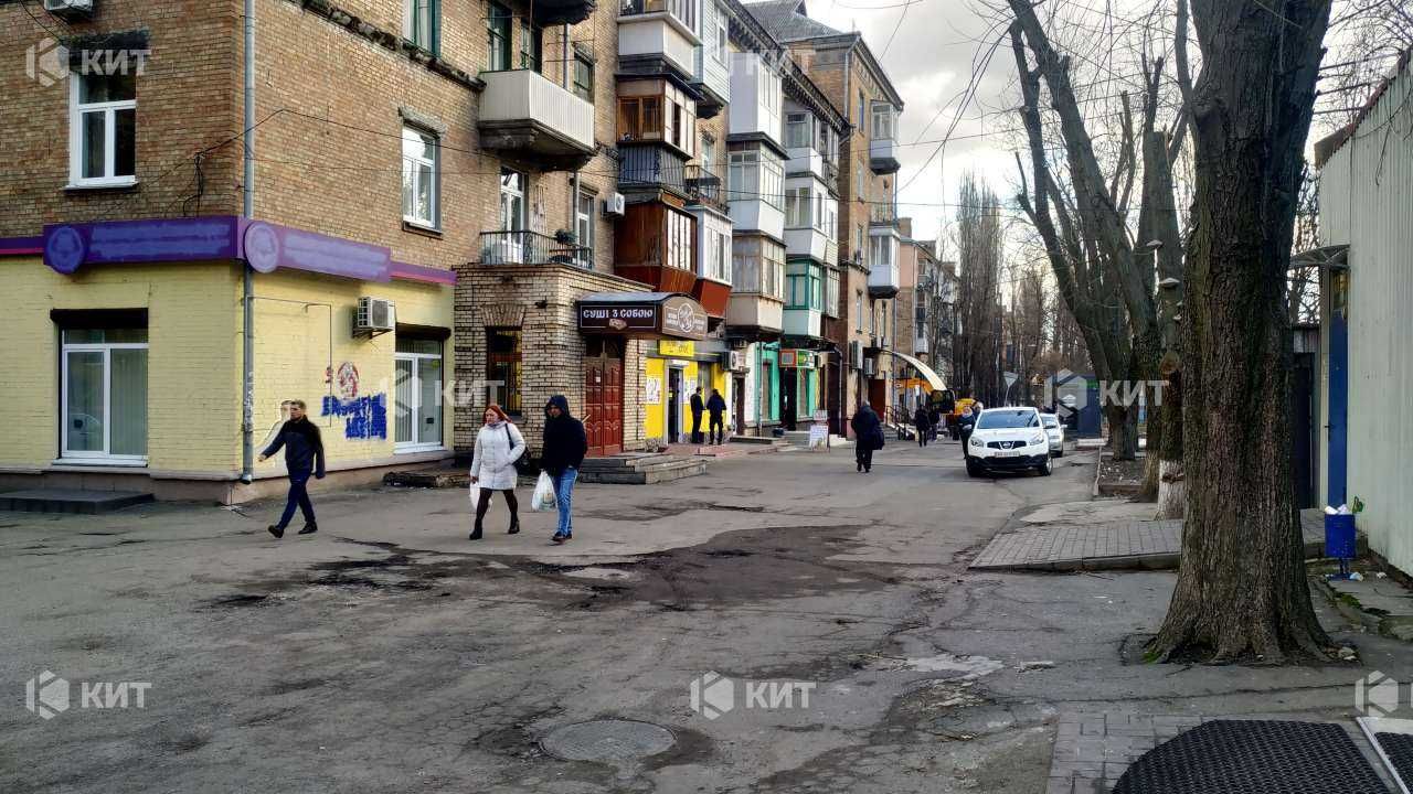 Оренда! Фасадне приміщення 71.1 м2 на бул. Вацлава Гавела,
