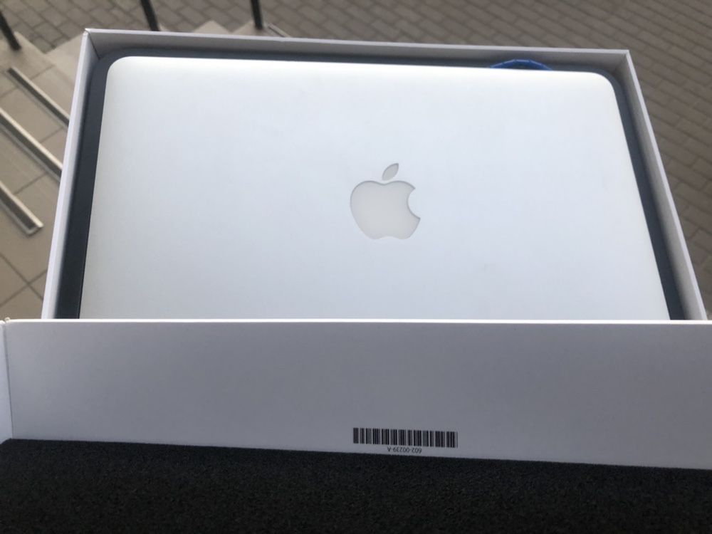 Macbook Air 11,6 2015