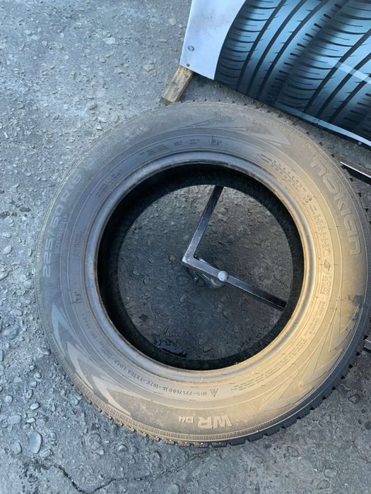 Шини 225/60 R16 Nokian зима 2021  рік 7,5 мм