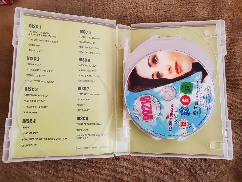 DVD-диски Beverly Hills 90210 (1-4 сезон, 30 дисків DVD9)