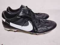 buty piłkarskie korki Nike Premier 45