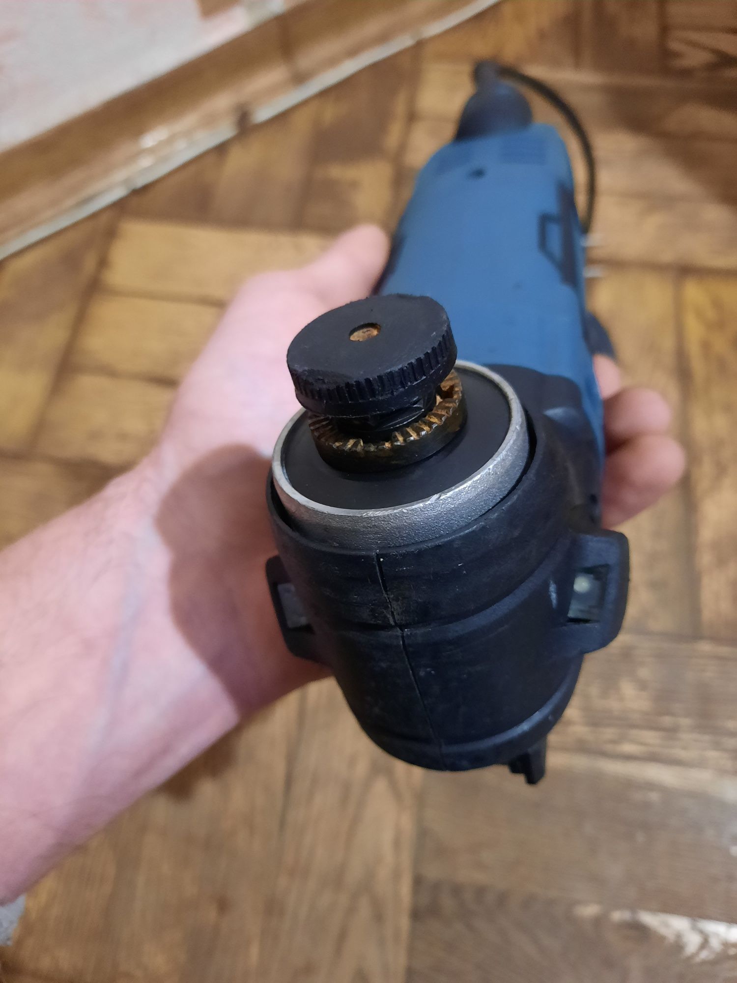 Реноватор Erbauer EMT300-QC, 300W