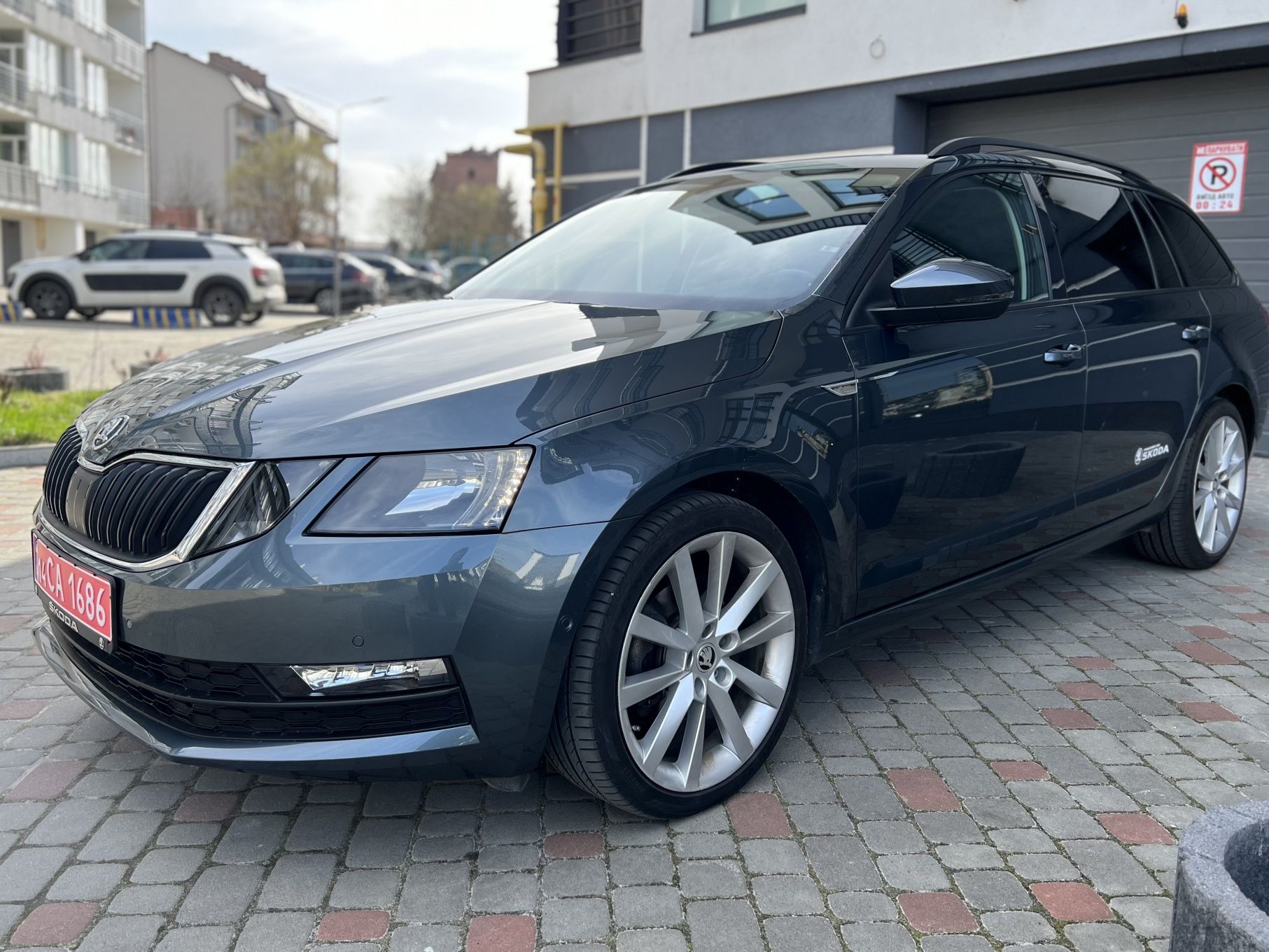 Авто skoda octavia 2020р-2.0 dsg,-150k