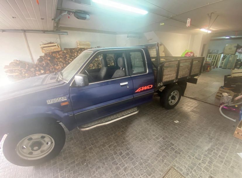 Mazda caixa aberta