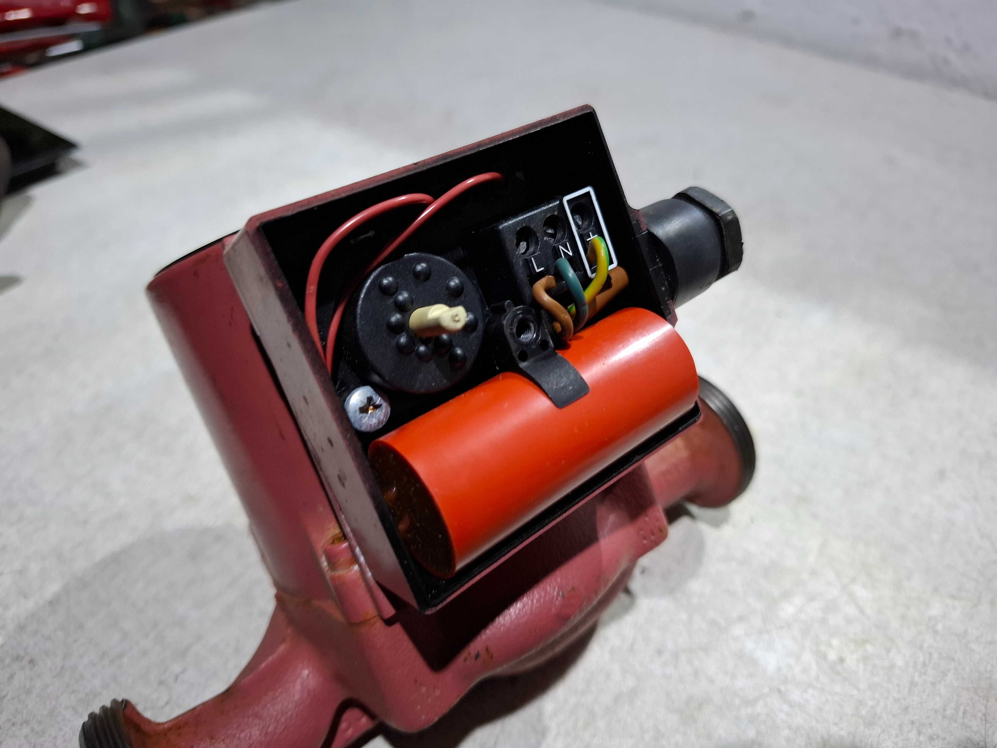 Pompa Grundfos UPS 25-20 sprawna