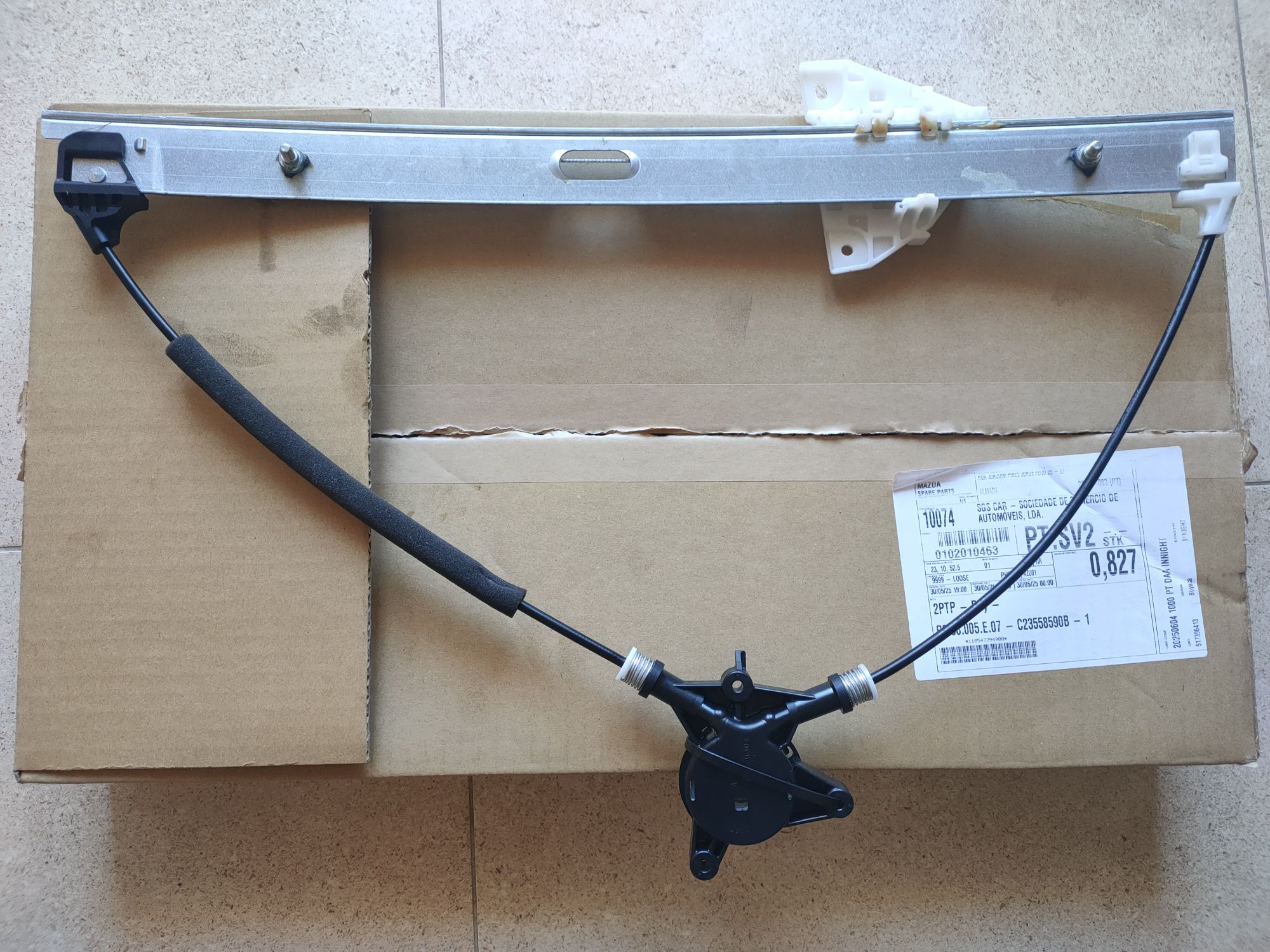 Elevador de vidro, à frente, lado direito para Mazda 5 2.0 143CV