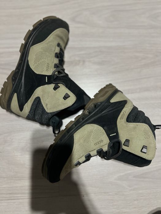 Ботинки ECCO Goretex