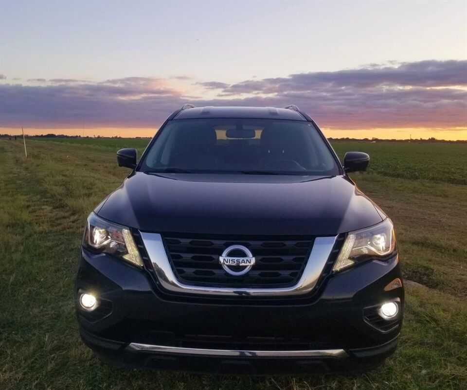 2020 Nissan Pathfinder SL