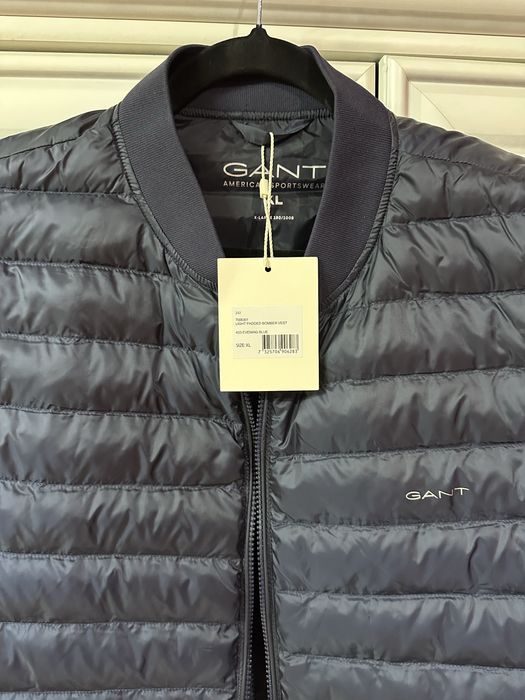 Жилет чоловічий GANT original XL синього кольору
