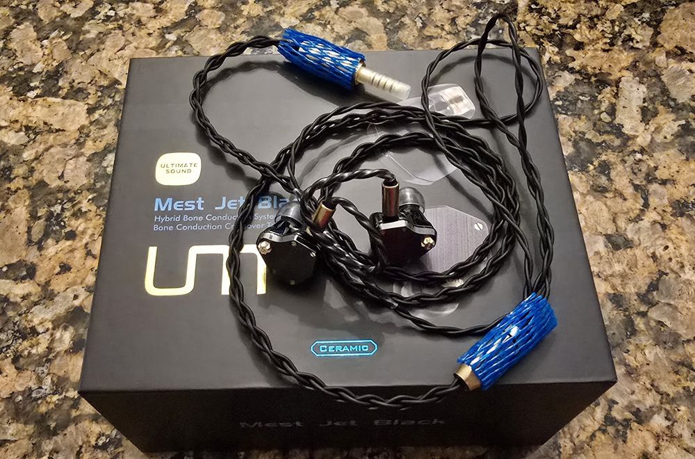 Unique Melody Jet black UM PW Dreamy Custom IEM Cable 4,4mm balanced