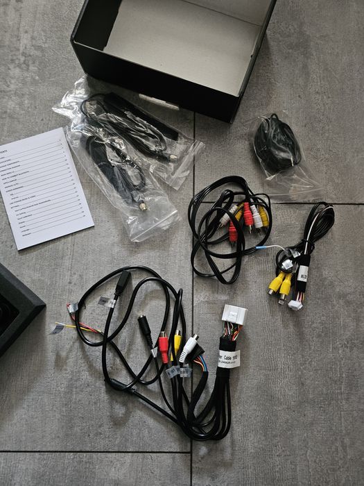 2023 Android auto/Apple Carplay moduł RCA AV oraz HDMI