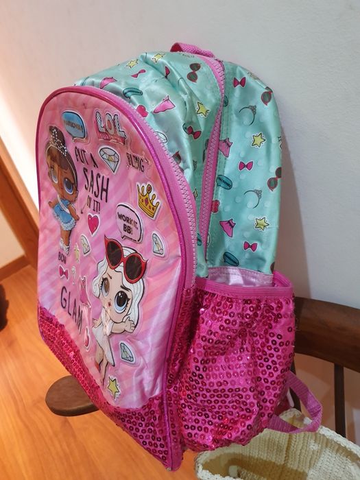 Mochila escolar das LOL